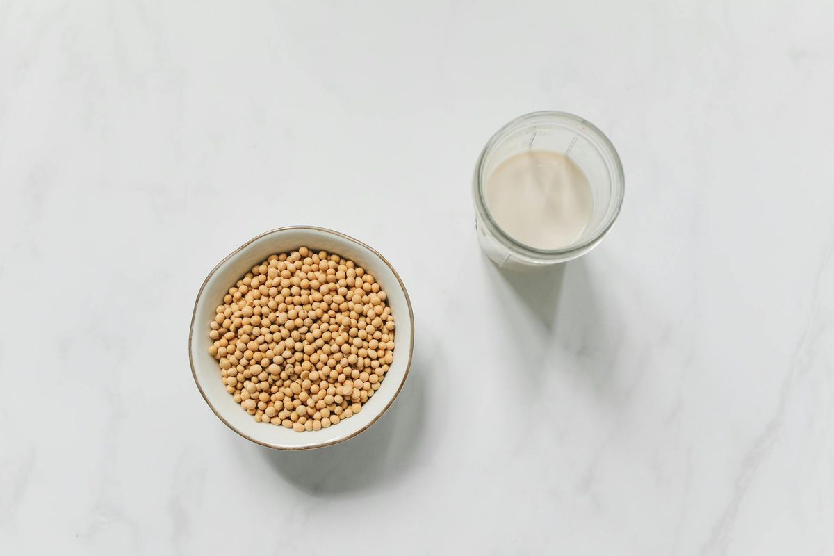 Soy Milk vs Coconut Milk: Nutrition Compared